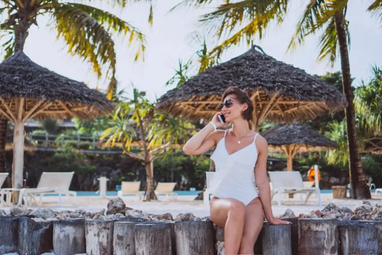Beach Club Terbaik di Seminyak: Panduan Lengkap