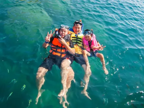 Snorkeling dan Diving di Nusa Lembongan: Spot dan Operator Terbaik